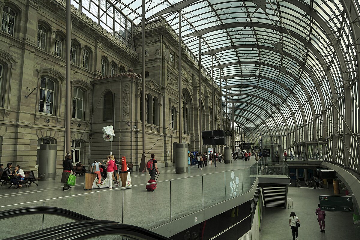 J23 636 Bf Straßburg Hbf innen